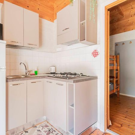 Camping Oasi マリーナ・ディ・マッサ エクステリア 写真